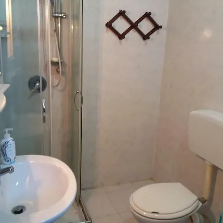Piave N.42 Πανσιόν
